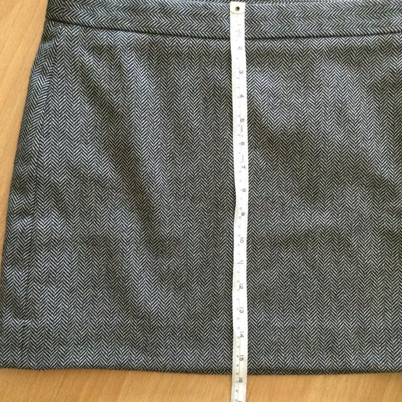 Gap Wool Blend Skirt Collegiate Mini Lined Herringbone Gray Size 4 - Picture 11 of 11